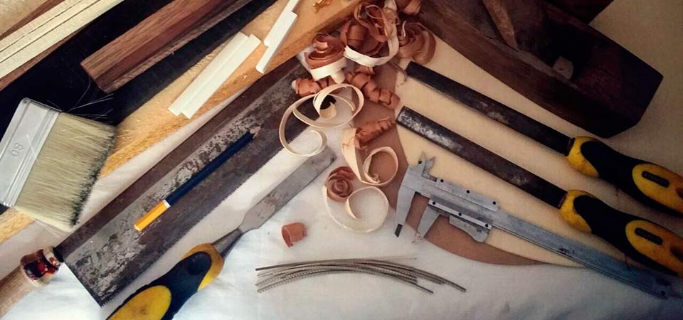 REPARACIN Y RESTAURACION DE GUITARRAS CLSICAS Y FLAMENCAS