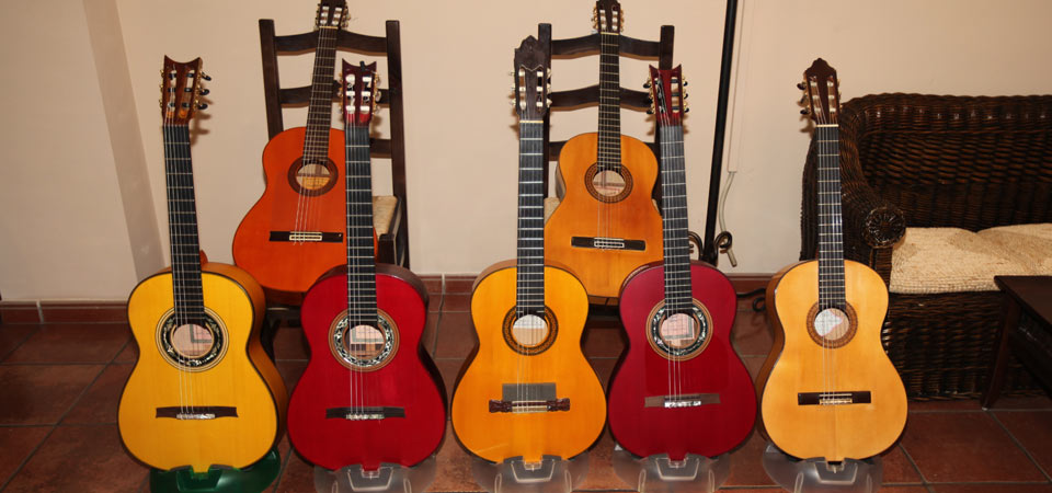 Guitarras Andalusian