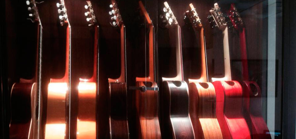 Guitarras Andalusian